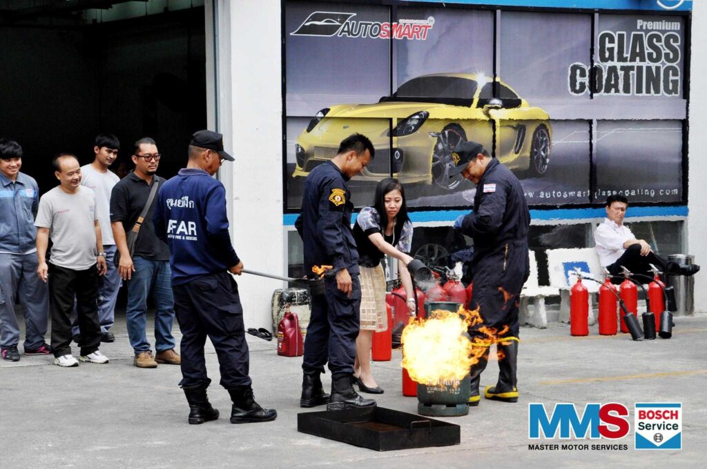 MMS สาขาเกษตร - นวมินทร์ ซ้อมหนีไฟ-1