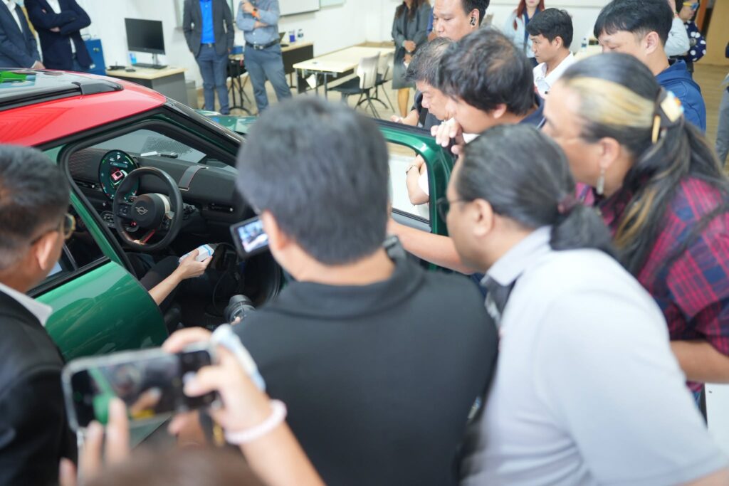 MMS FASTFIT จับมือ AVILOO นำเสนอบริการเช็กสุขภาพ แบตเตอรี่รถยนต์ไฟฟ้า ทราบผลไวใน 3 นาที แห่งแรกในประเทศไทย